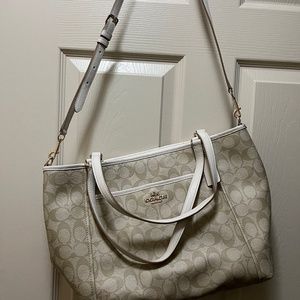 Coach shoulder bag